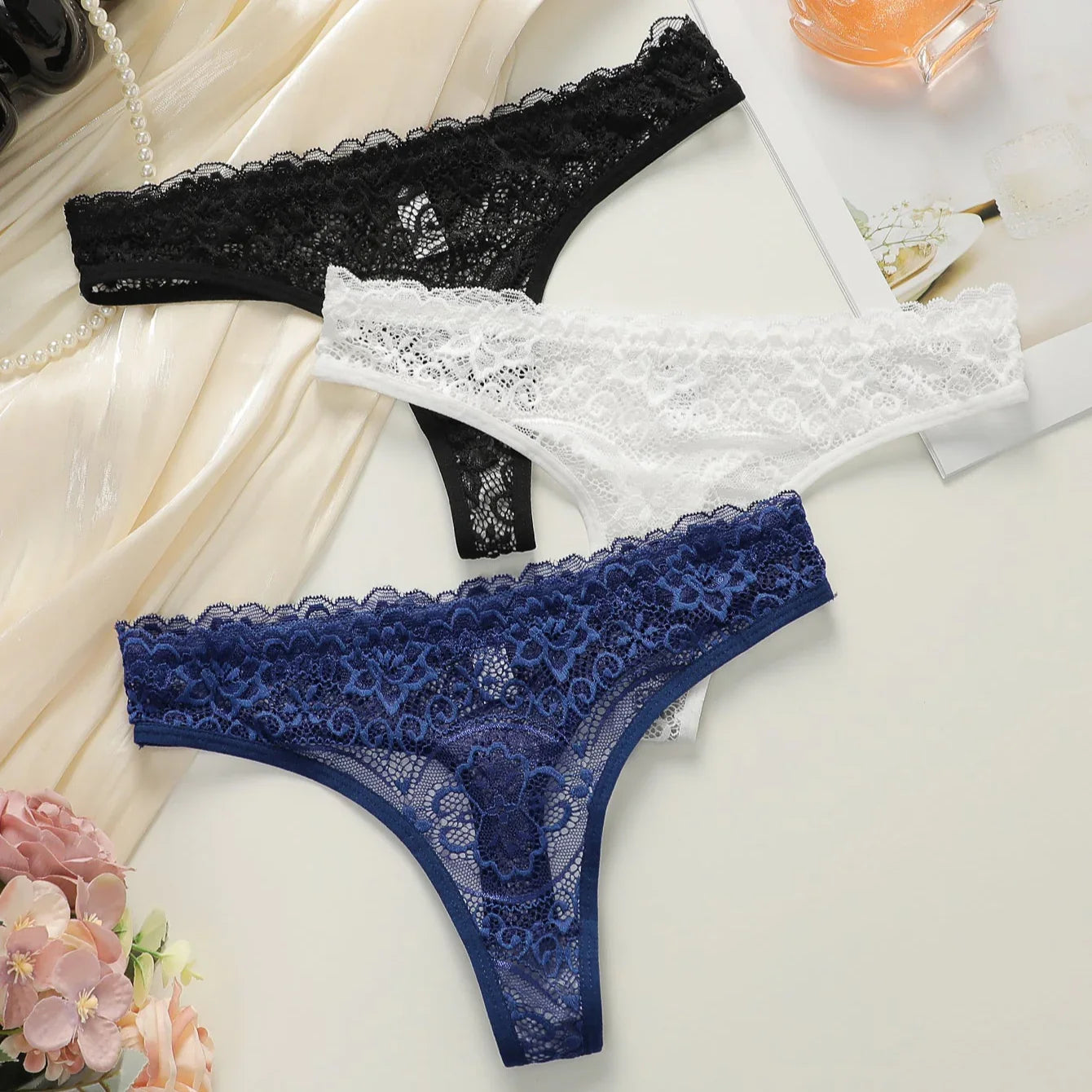 Viomisha 3pcs/Set Seamless Sexy Lace See-Through Ladies Panties With Floral Pattern Lingerie Comfortable andBreathable Underpants - Viomisha