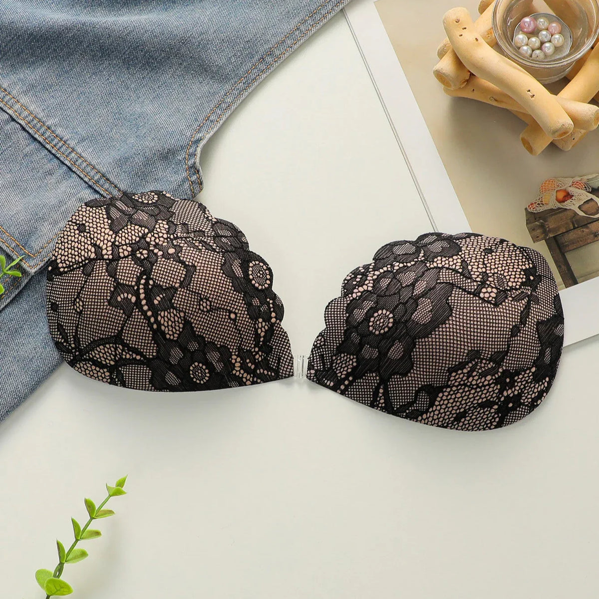 Viomisha Adhesive Bra Strapless Push Up Sticky Bra Lace Fabric Invisible Stick Bra, Lace Sticky Bras Bra for Woman Wedding Dress - Viomisha