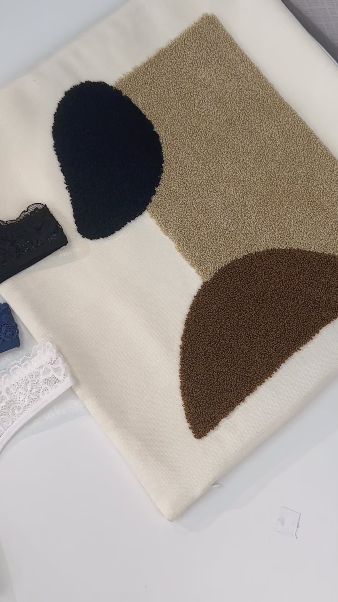 Viomisha 3pcs/Set Seamless Sexy Lace See-Through Ladies Panties With Floral Pattern Lingerie Comfortable andBreathable Underpants